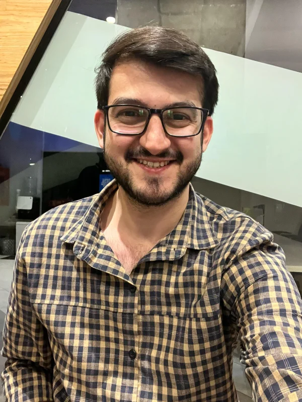 Ethan Caldwell, Senior staff, content specialist at KarmaCaptain Reddit marketing agency